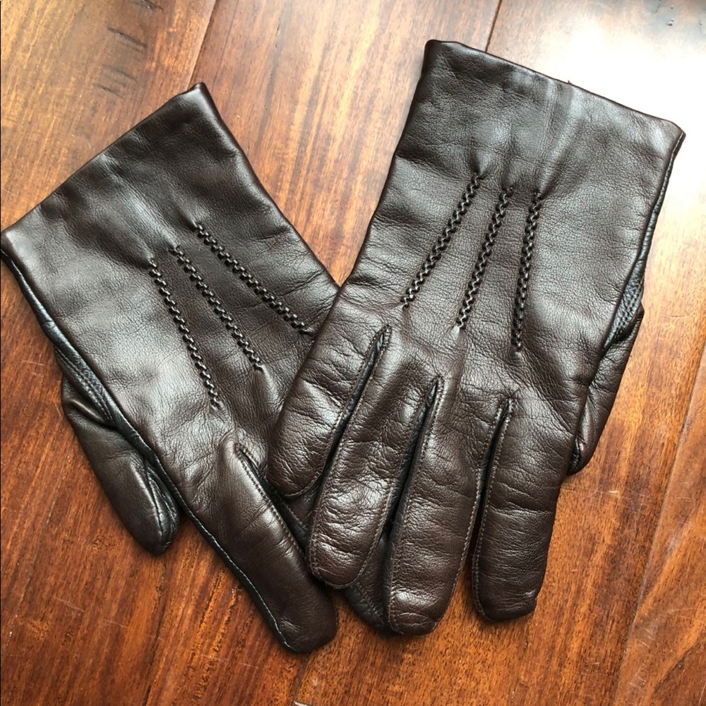 Saks fifth avenue large leather gloves